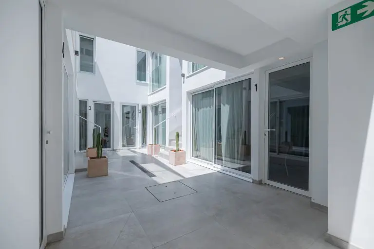 BTTEstudio Arquitectura Calle Clero 12